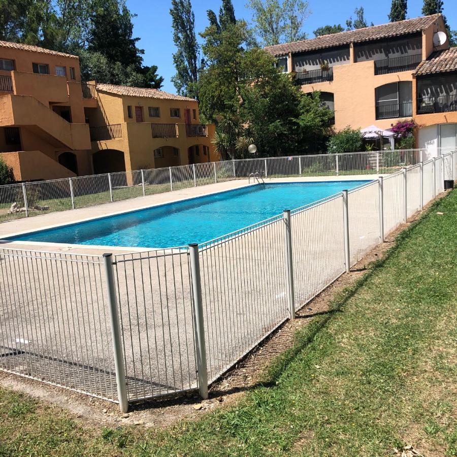 ארל Appartement Les Hameaux מראה חיצוני תמונה