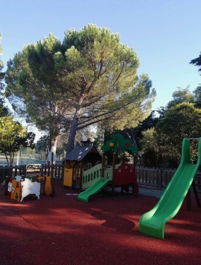 ארל Appartement Les Hameaux מראה חיצוני תמונה